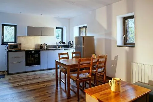 Les Marronniers Alojamento de Acomodação e Pequeno-almoço Saint-Didier-en-Velay